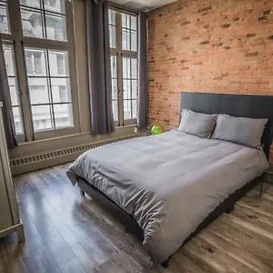 Le 402 Albergue