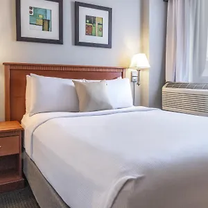 Hotel Saint-laurent, Montreal